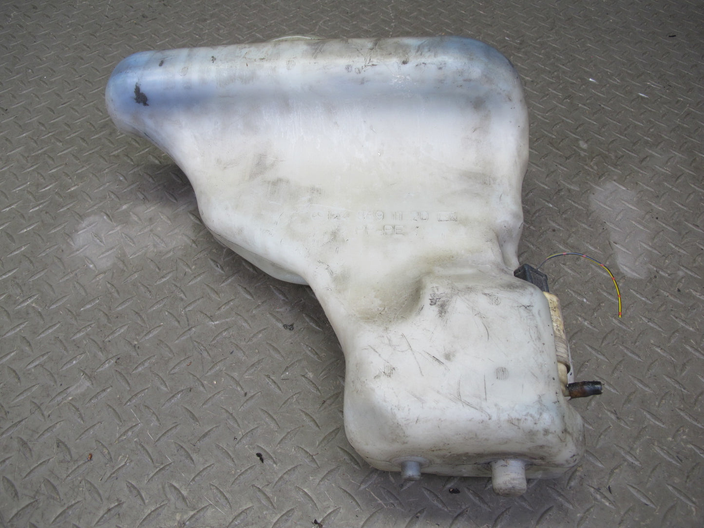 90-95 Mercedes W124 300D Windshield Washer Fluid Reservoir Tank w Pump OEM