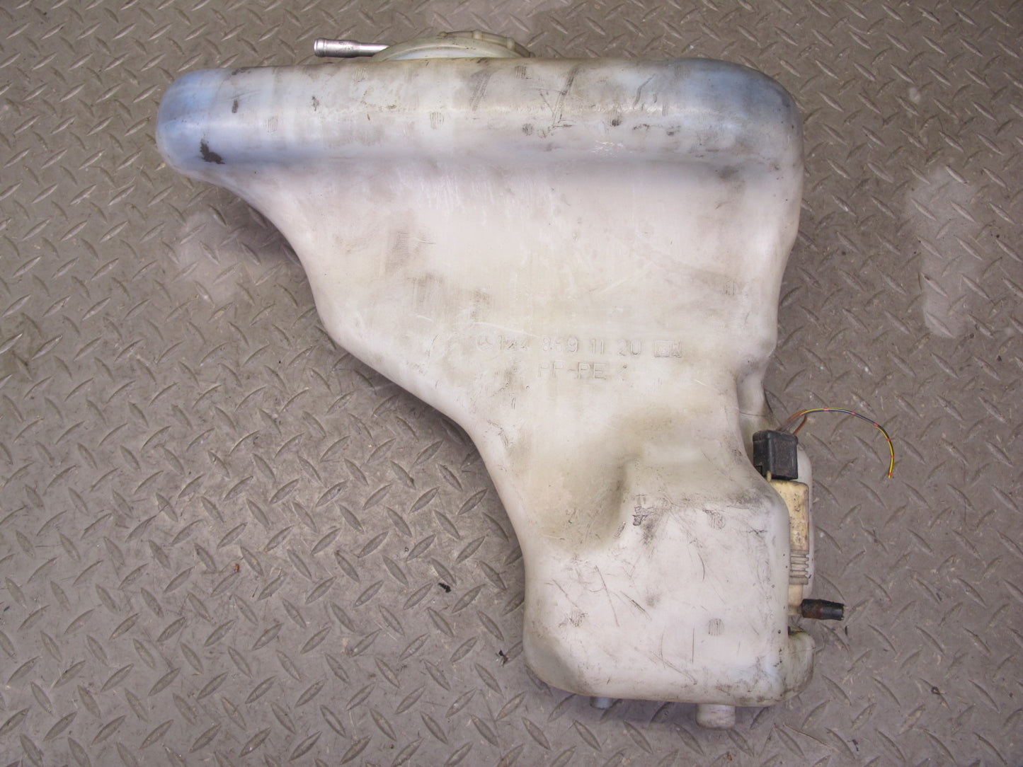 90-95 Mercedes W124 300D Windshield Washer Fluid Reservoir Tank w Pump OEM