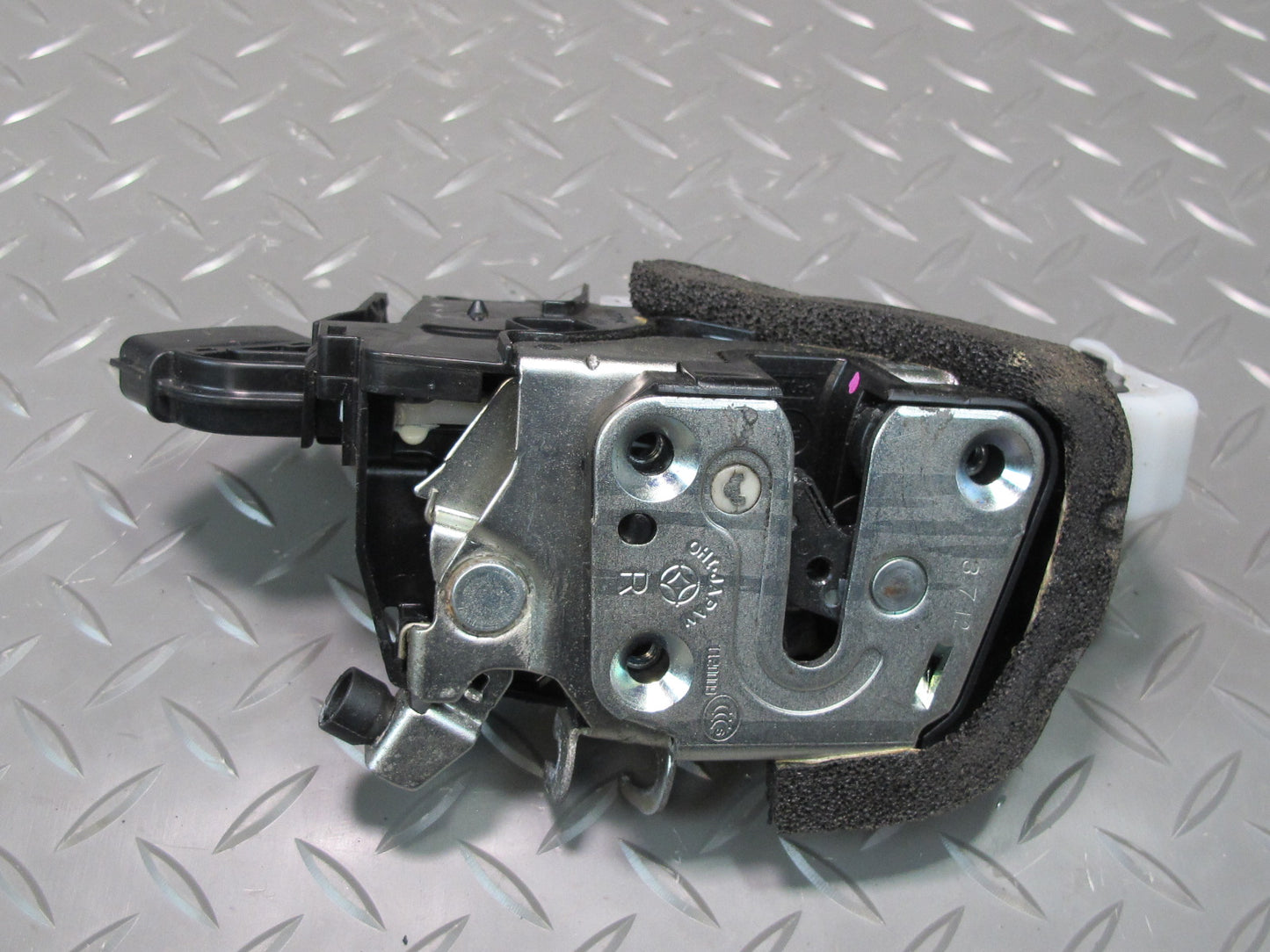 09-20 Nissan 370Z Z34 Front Right Passenger Door Lock Latch Actuator OEM