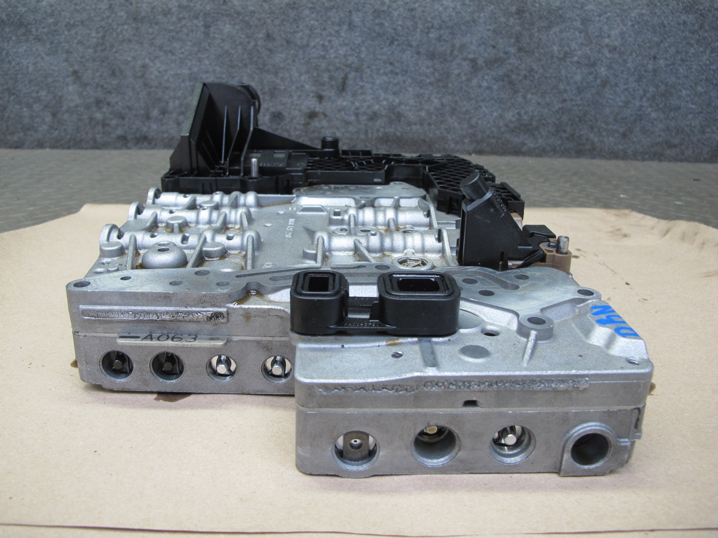 08-13 BMW E82 E88 135i 6HP-19Z Automatic Transmission Valve Body Mechatronic OEM