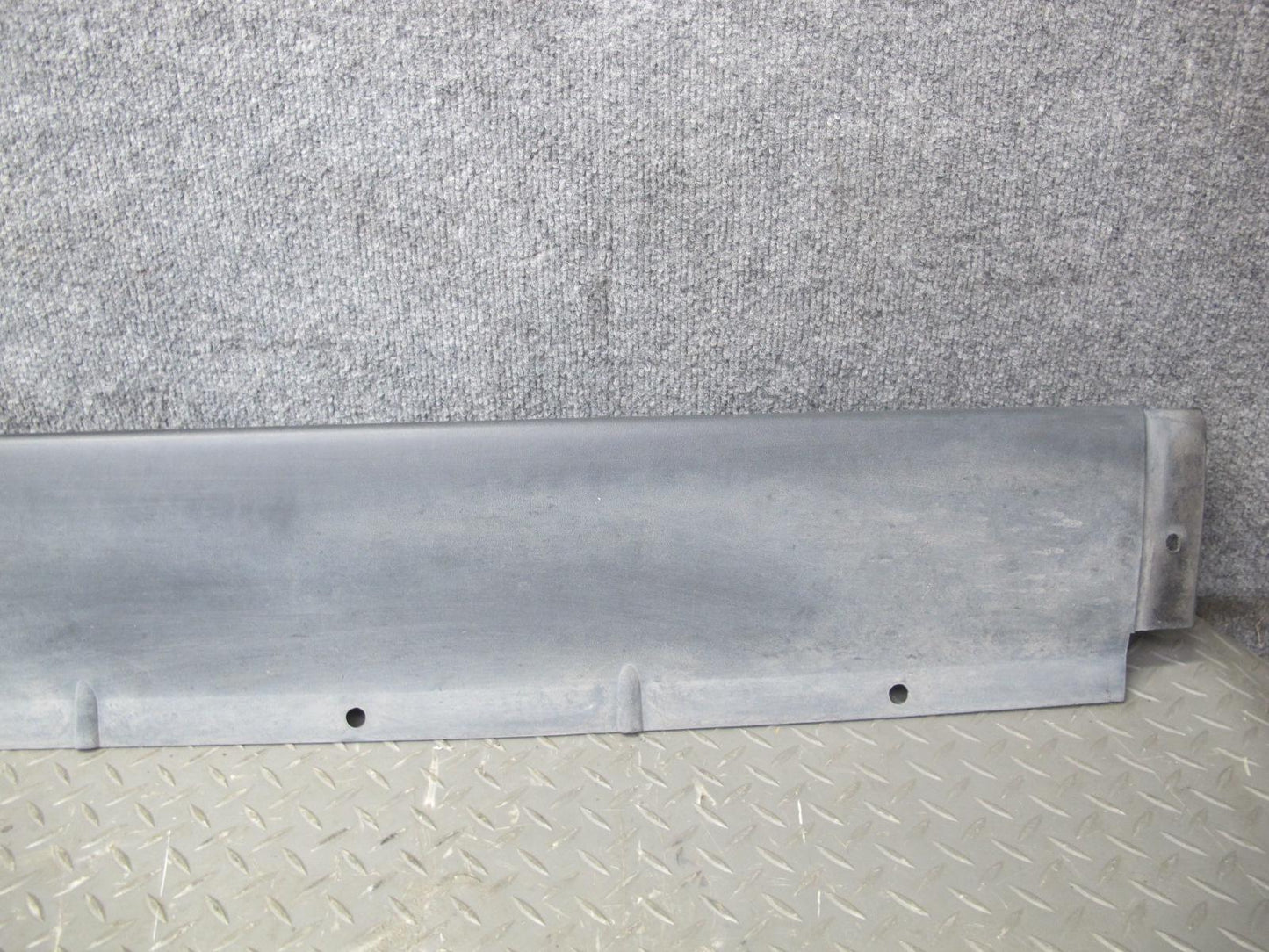 2003-2009 Hummer H2 Left & Right Side Rocker Skirt Panel Molding Trim Set