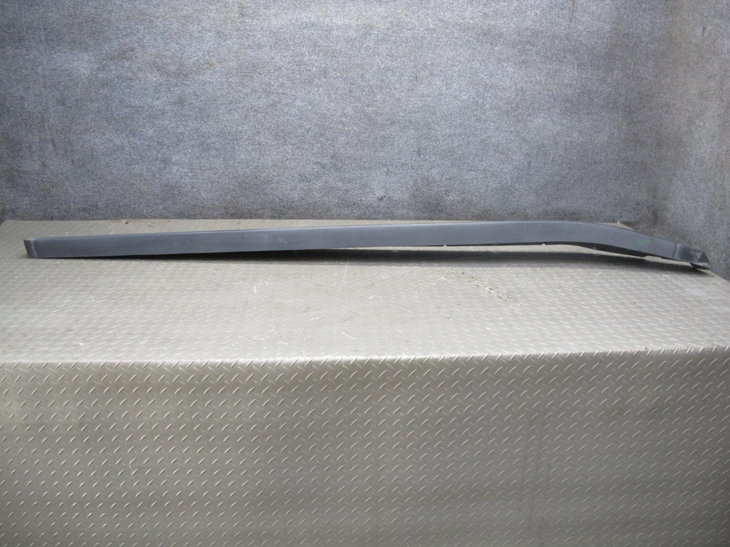 2003-2009 Hummer H2 Left & Right Side Rocker Skirt Panel Molding Trim Set