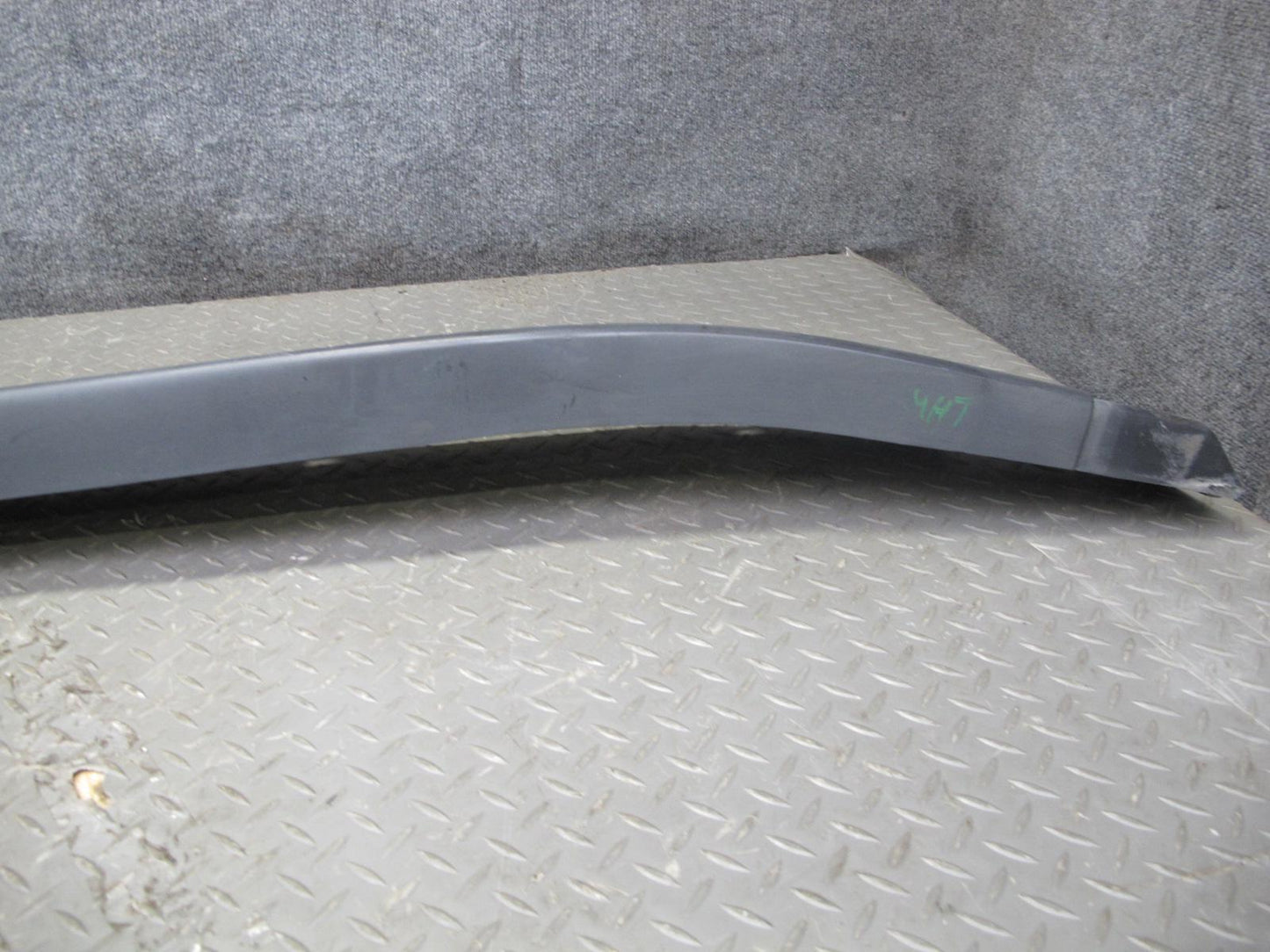 2003-2009 Hummer H2 Left & Right Side Rocker Skirt Panel Molding Trim Set