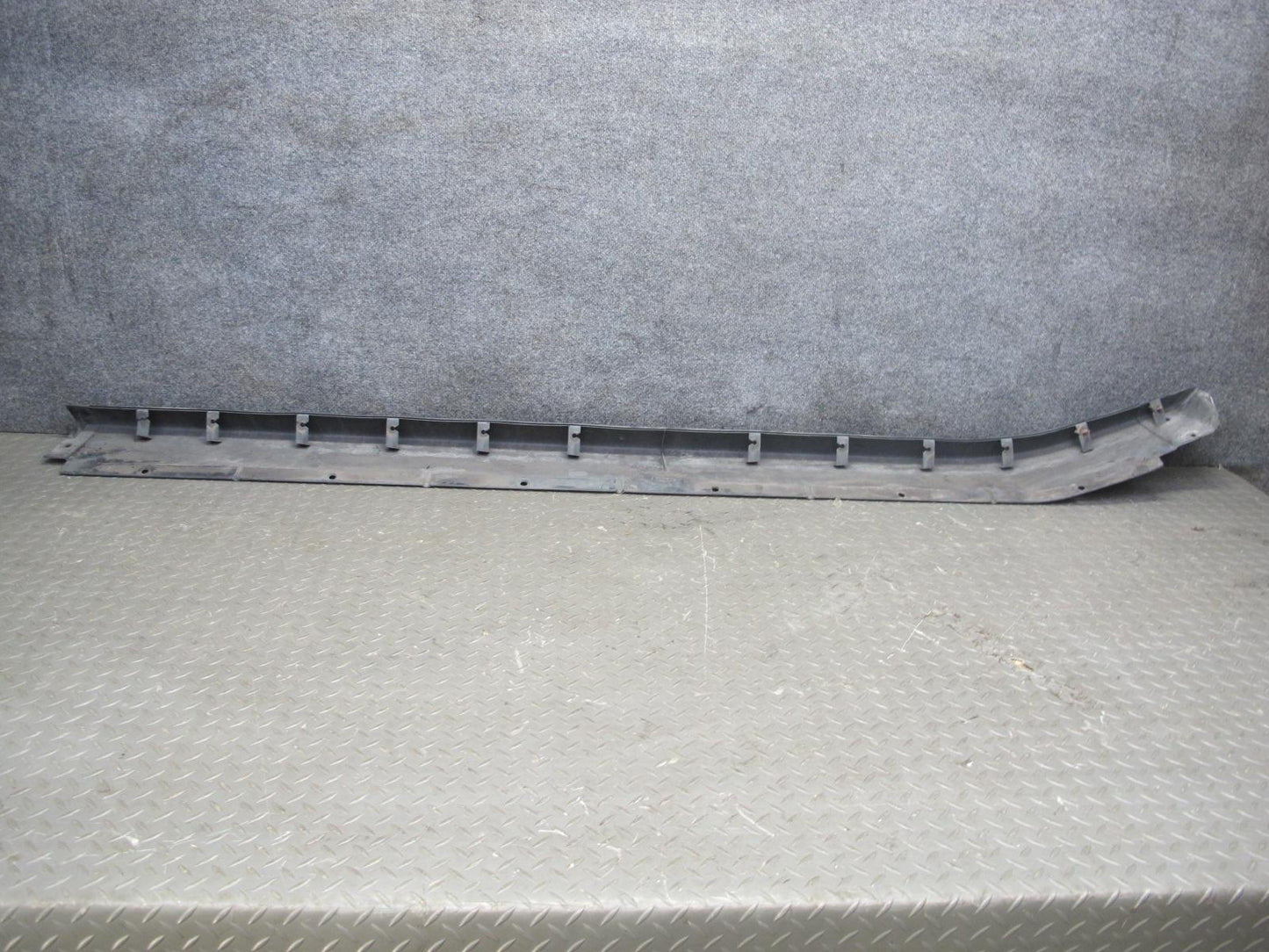 2003-2009 Hummer H2 Left & Right Side Rocker Skirt Panel Molding Trim Set