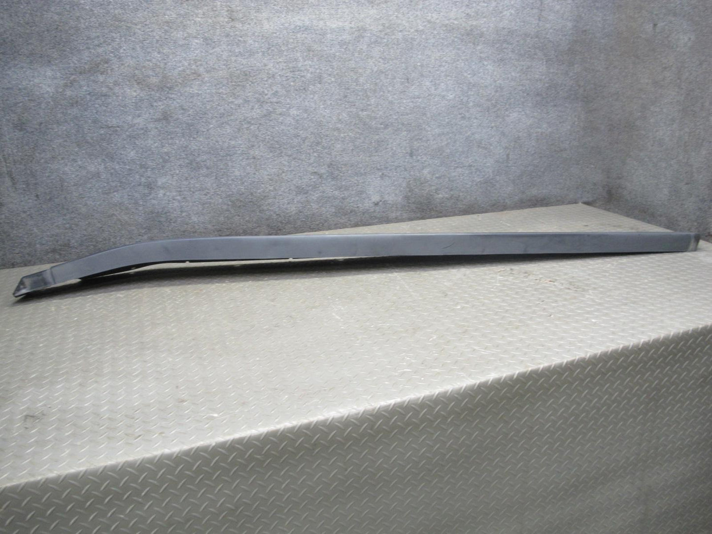 2003-2009 Hummer H2 Left & Right Side Rocker Skirt Panel Molding Trim Set