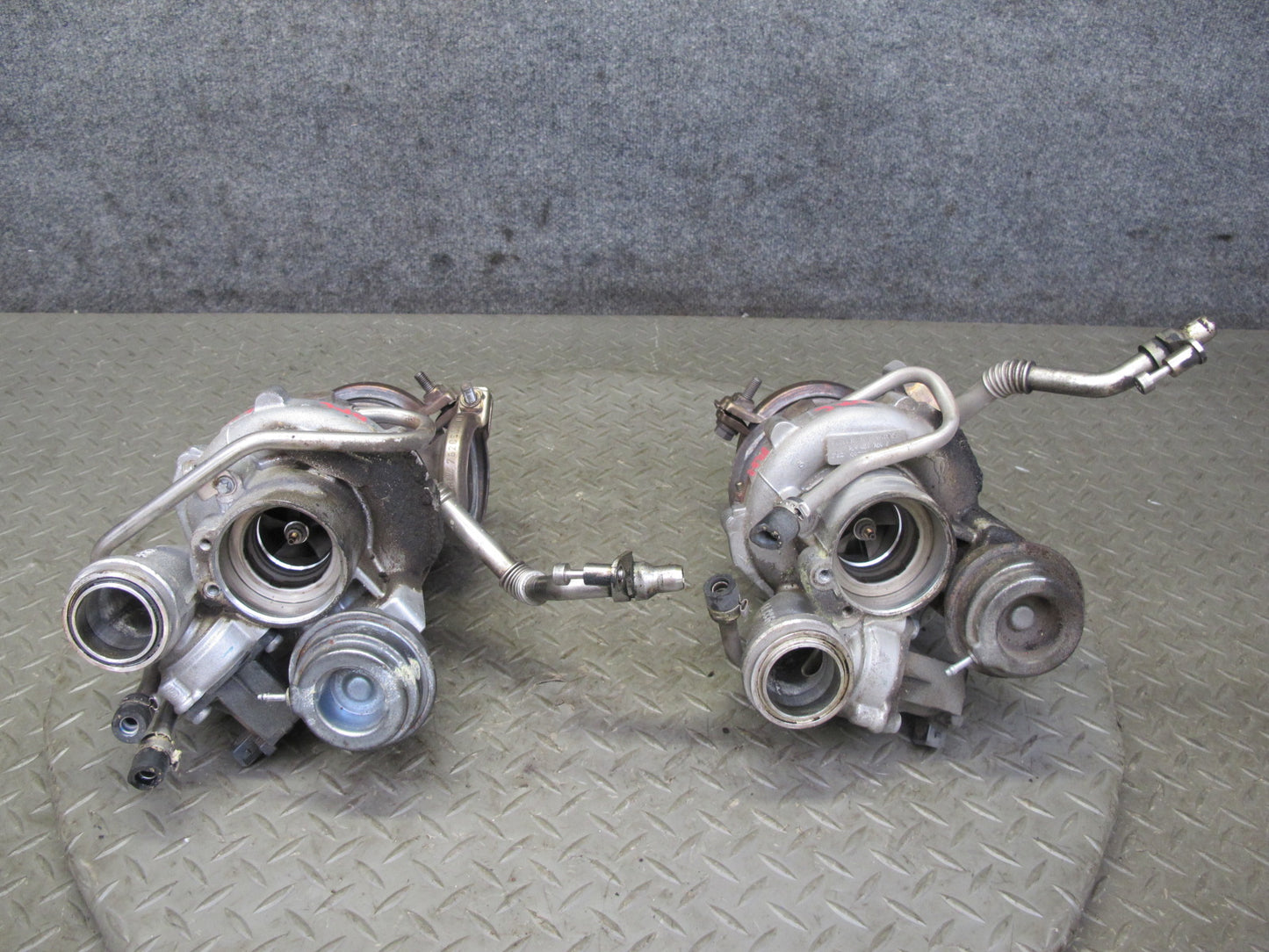 11-12 BMW F07 F10 F12 F13 4.4L 550i N63 Engine Left & Right Turbocharger Set OEM