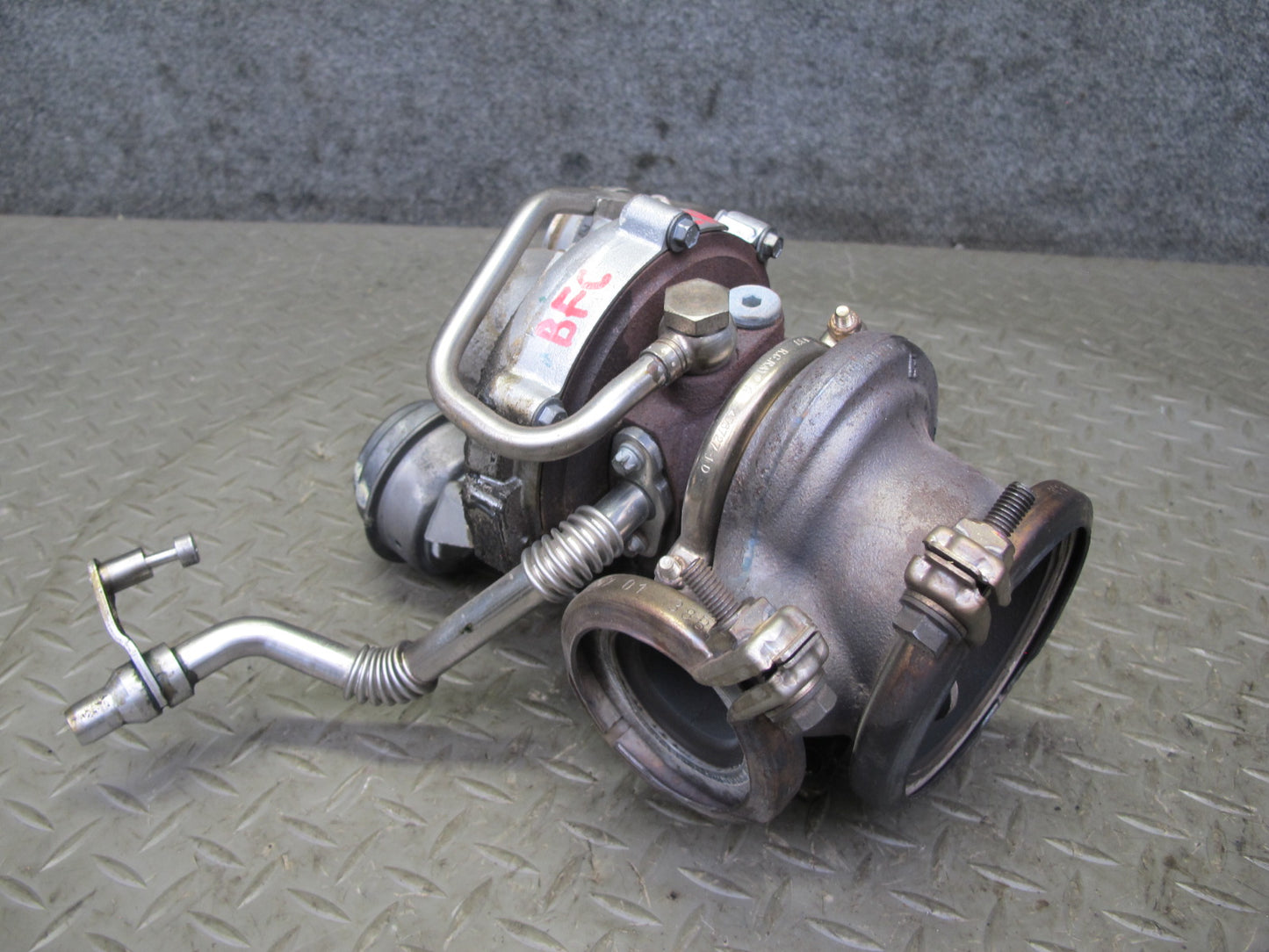 11-12 BMW F07 F10 F12 F13 4.4L 550i N63 Engine Left & Right Turbocharger Set OEM