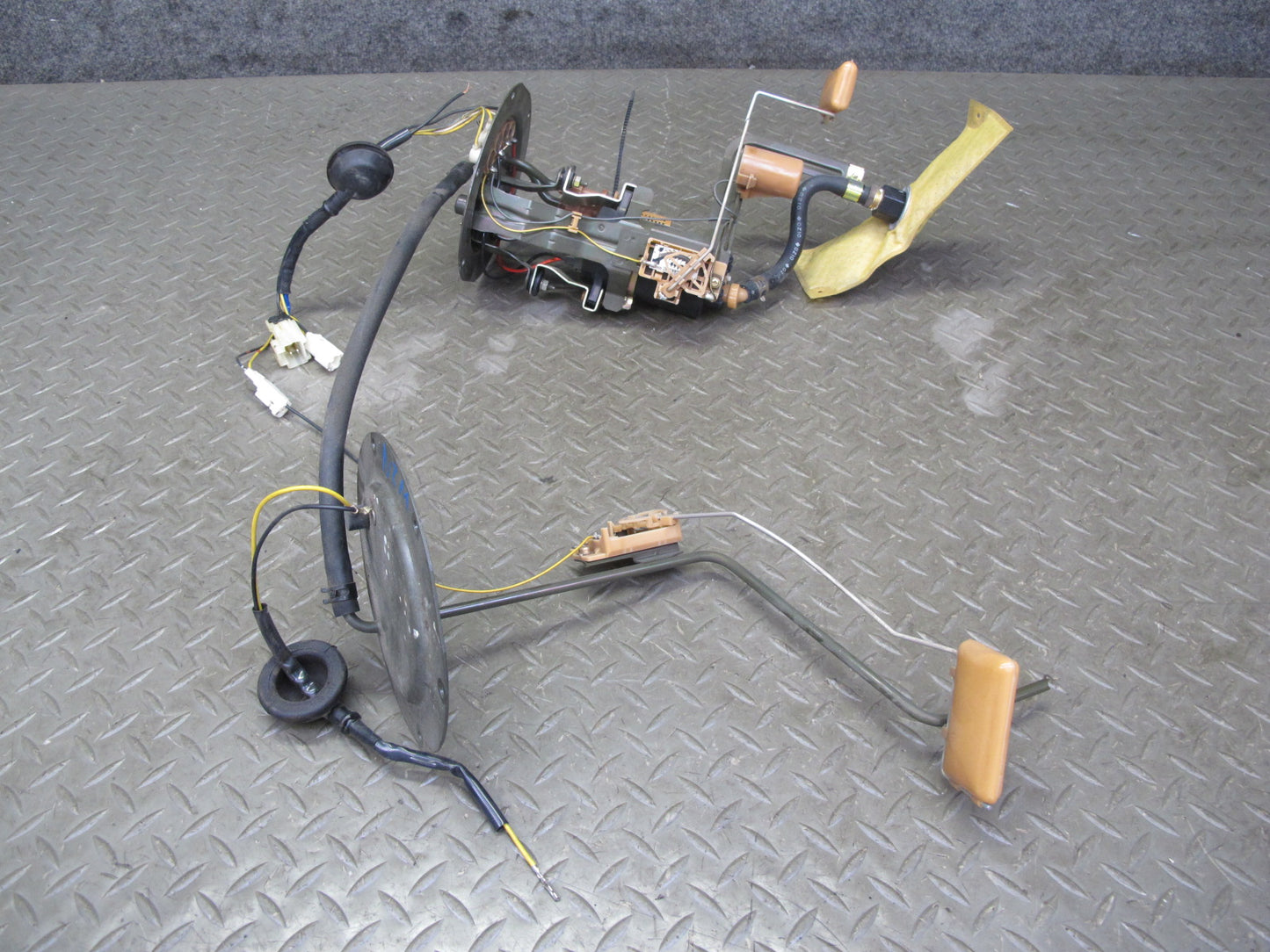 90-96 Nissan Z32 300ZX Turbo 2+0 Fuel Pump Level Sensor Sending Unit Set OEM