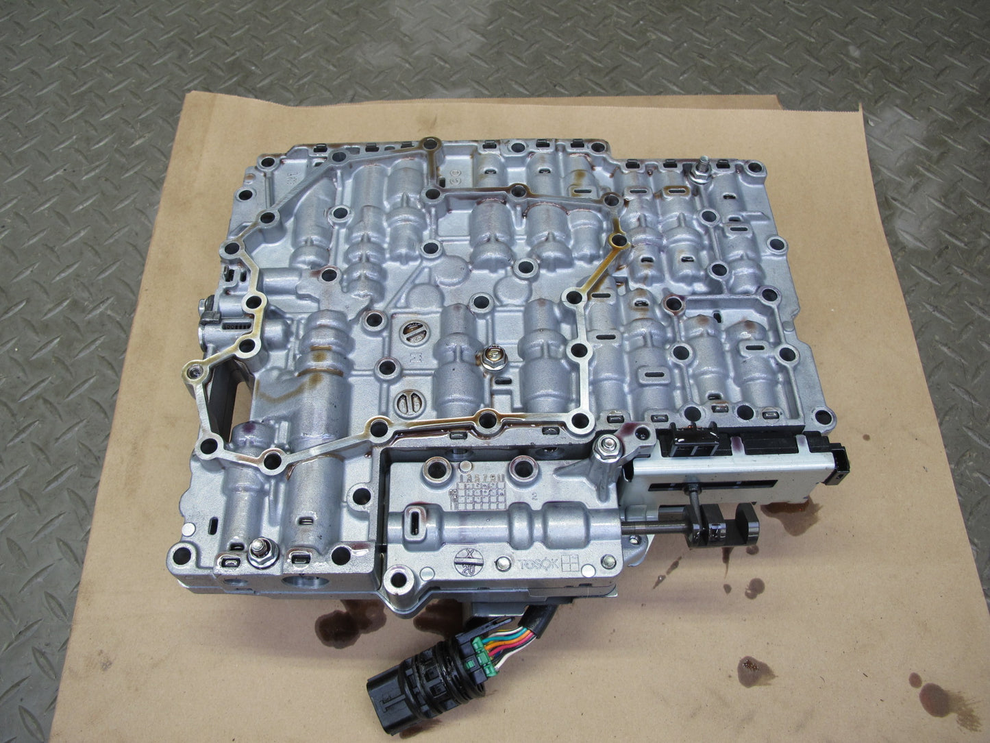 2011-2013 Infiniti QX56 Automatic Transmission Valve Body Solenoid ETC94-110N