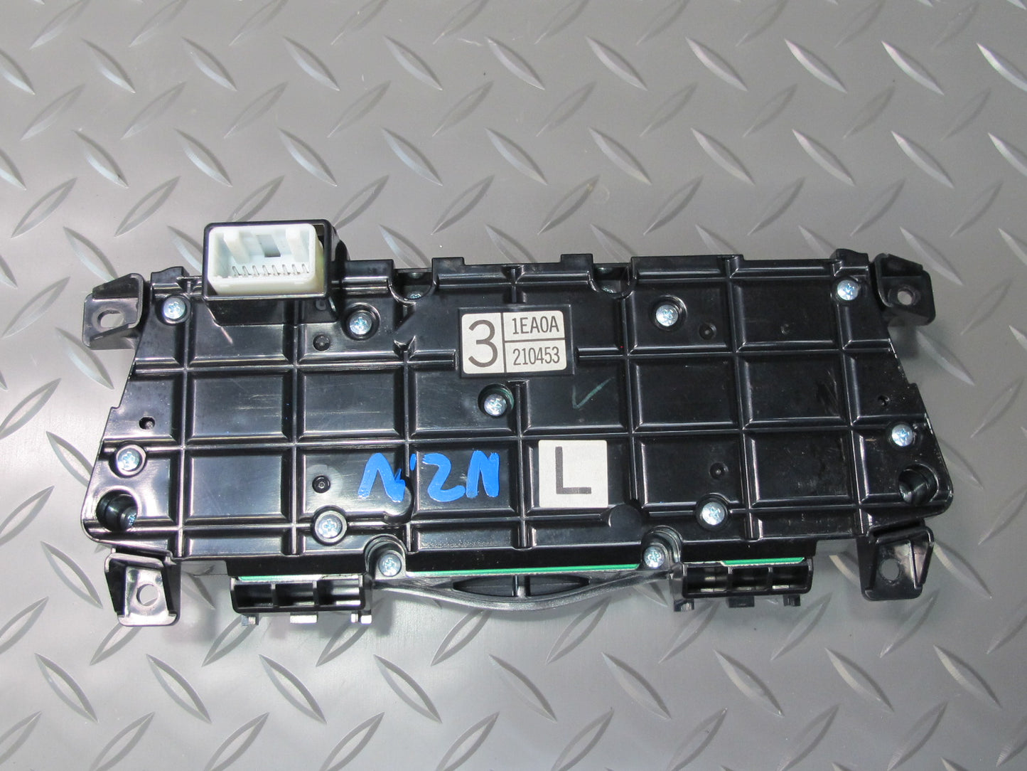 09-20 Nissan Z34 370Z Touring Dash Navi GPS Navigation Control Switch Panel OEM