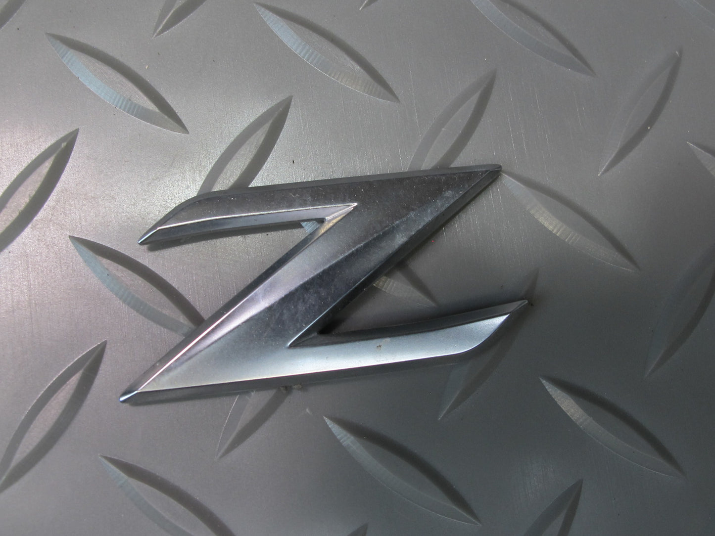 09-20 Nissan Z34 370Z Rear Trunk Lid Emblem Badge Logo Set OEM