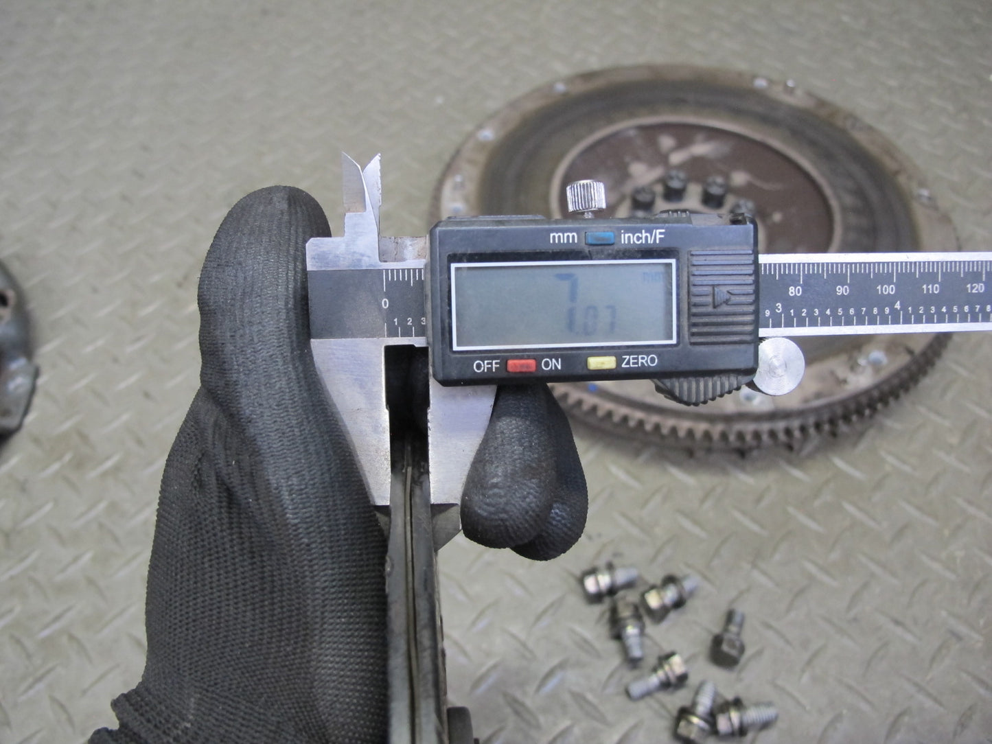 09-17 Nissan Z34 370Z M/T Clutch Disc Flywheel Pressure Plate Set Aftermarket