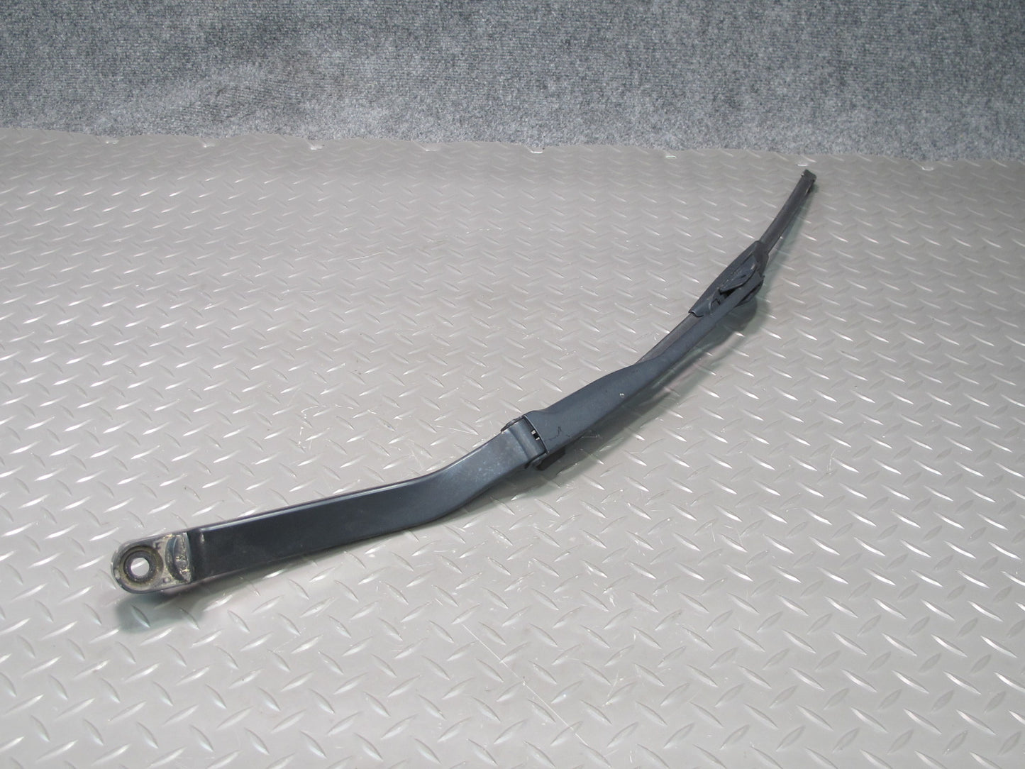 11-20 Nissan Z34 370Z Set of 2 Front Left & Right Windshield Wiper Arm OEM
