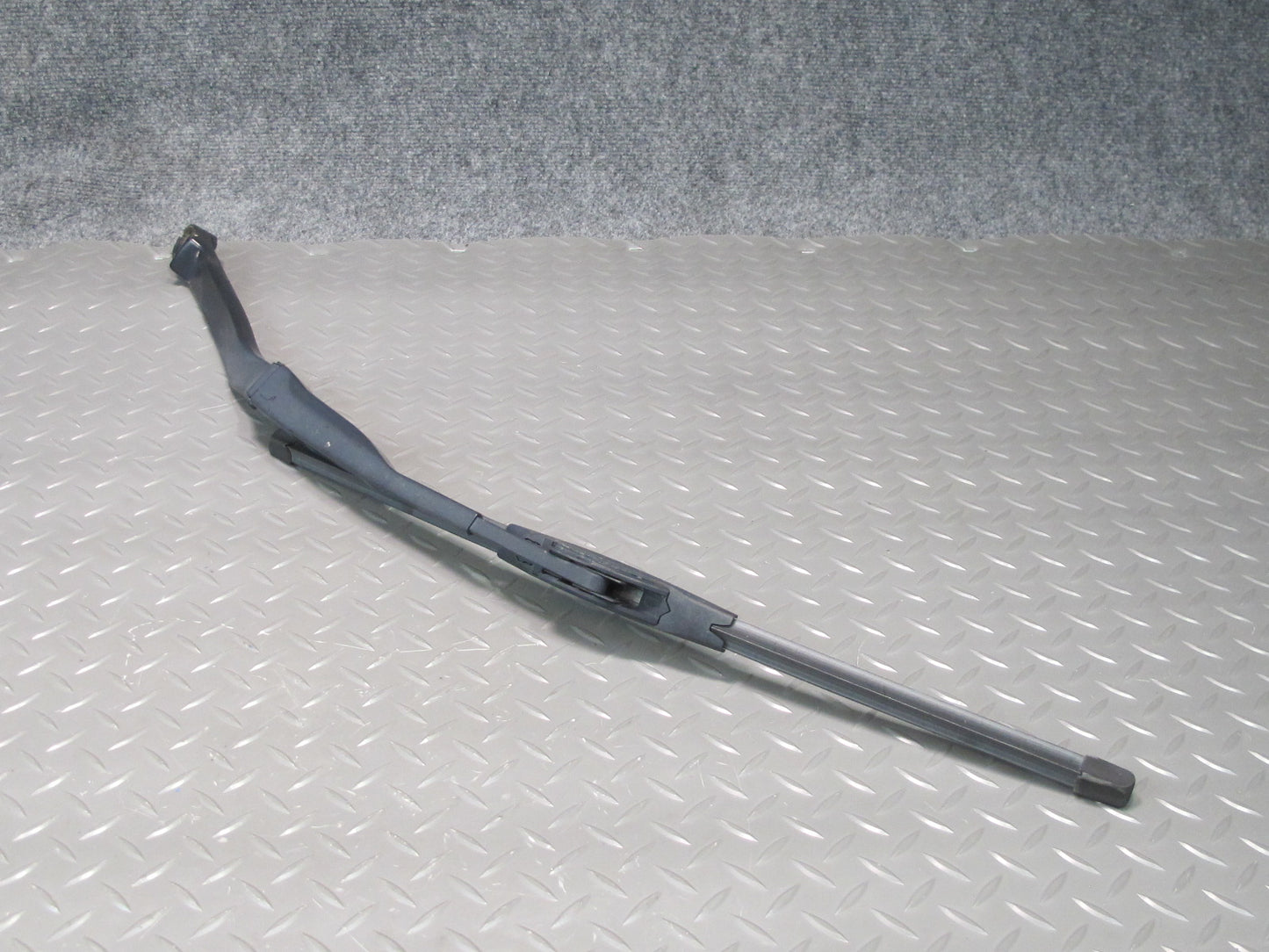 11-20 Nissan Z34 370Z Set of 2 Front Left & Right Windshield Wiper Arm OEM