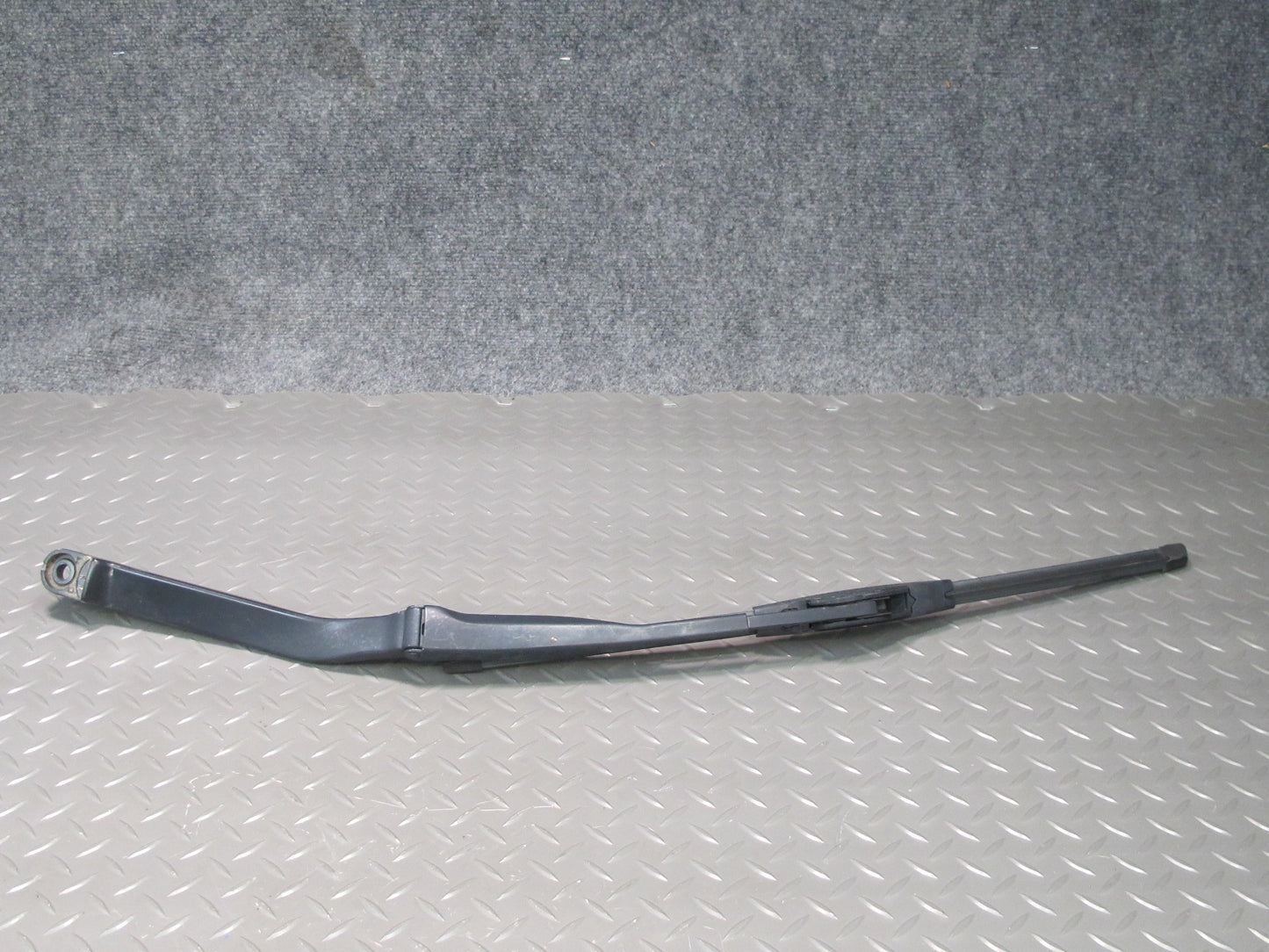 11-20 Nissan Z34 370Z Set of 2 Front Left & Right Windshield Wiper Arm OEM
