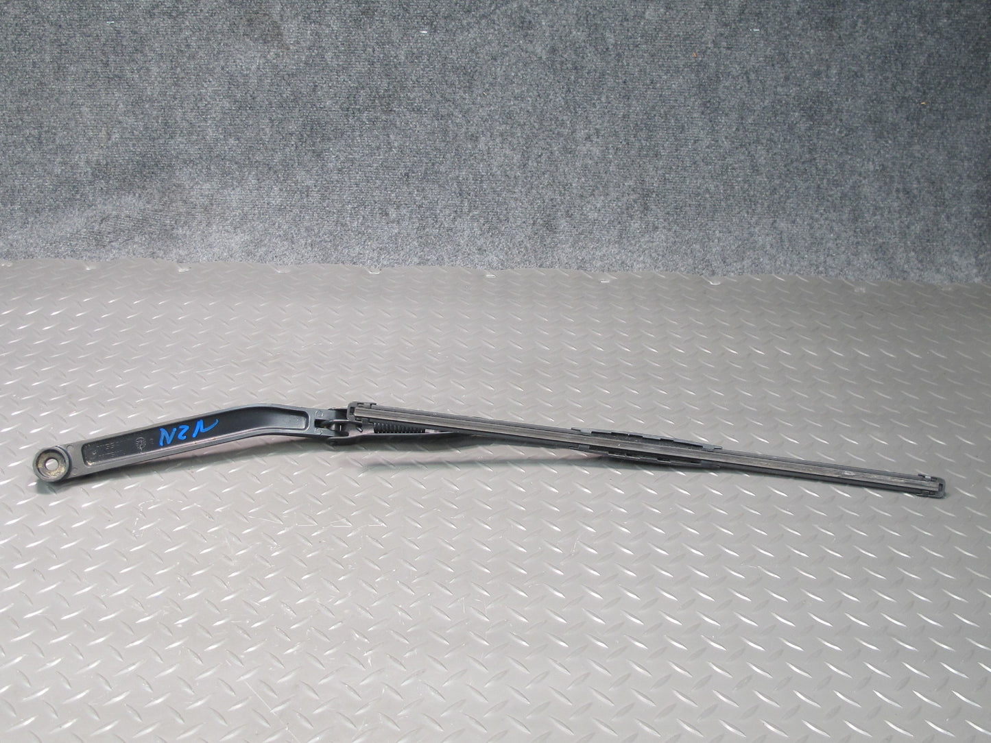 11-20 Nissan Z34 370Z Set of 2 Front Left & Right Windshield Wiper Arm OEM