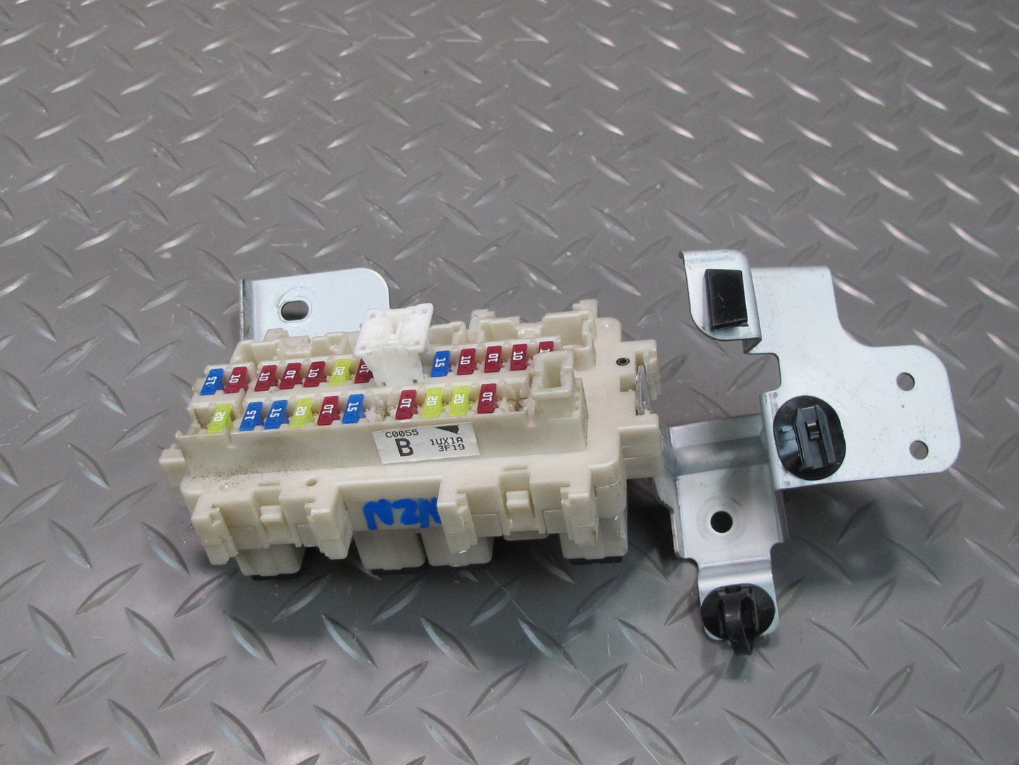 11-20 Nissan Z34 370Z Interior Under Dash Fuse Relay Box Module w Bracket OEM