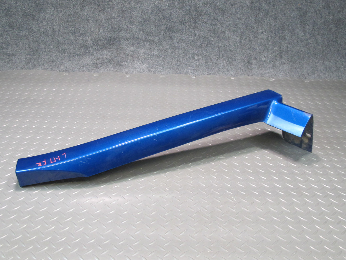 03-09 Hummer H2 Front Right Wheel Arch Fender Flare Trim Molding Pacific Blue