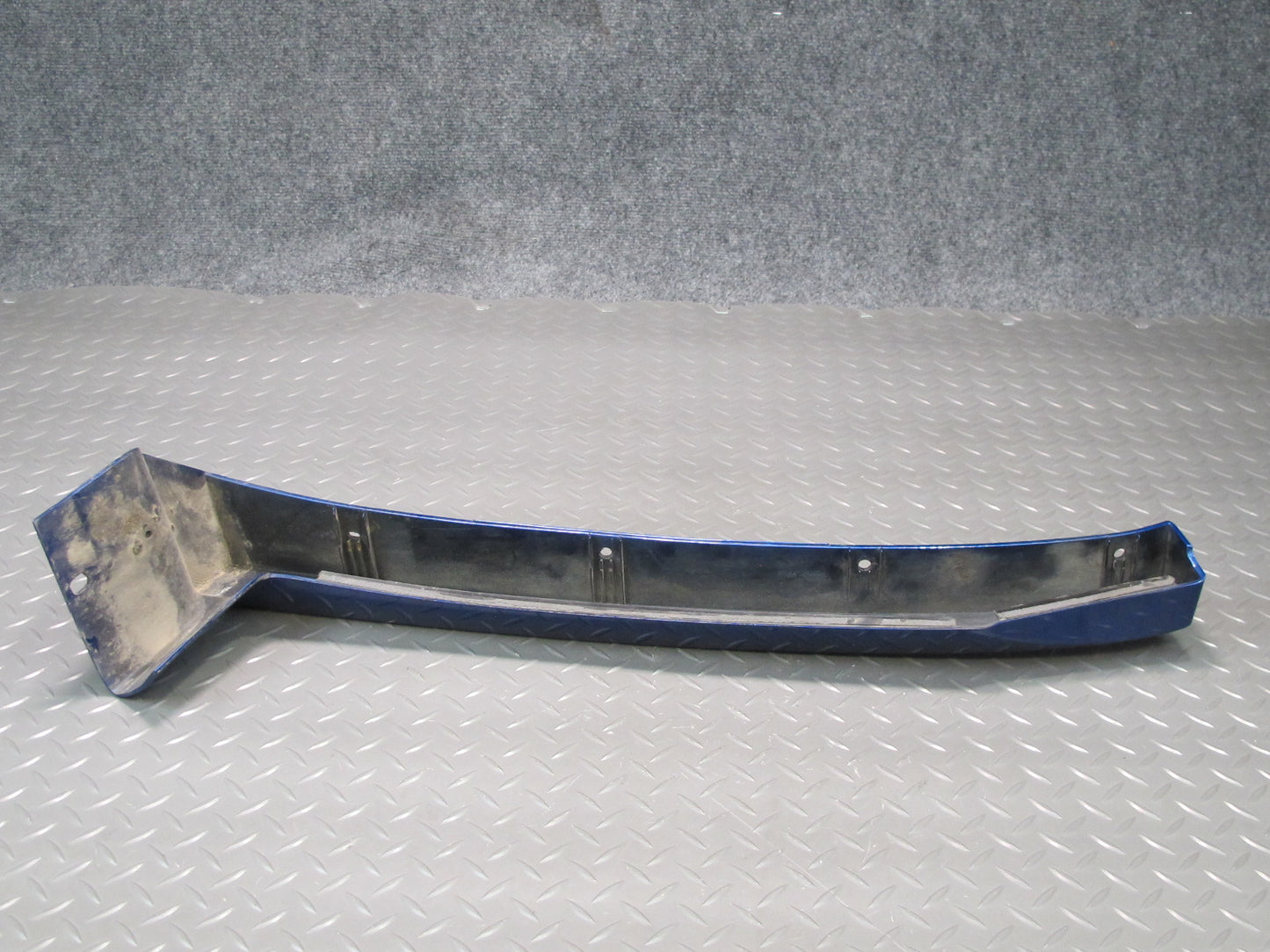 03-09 Hummer H2 Front Right Wheel Arch Fender Flare Trim Molding Pacific Blue