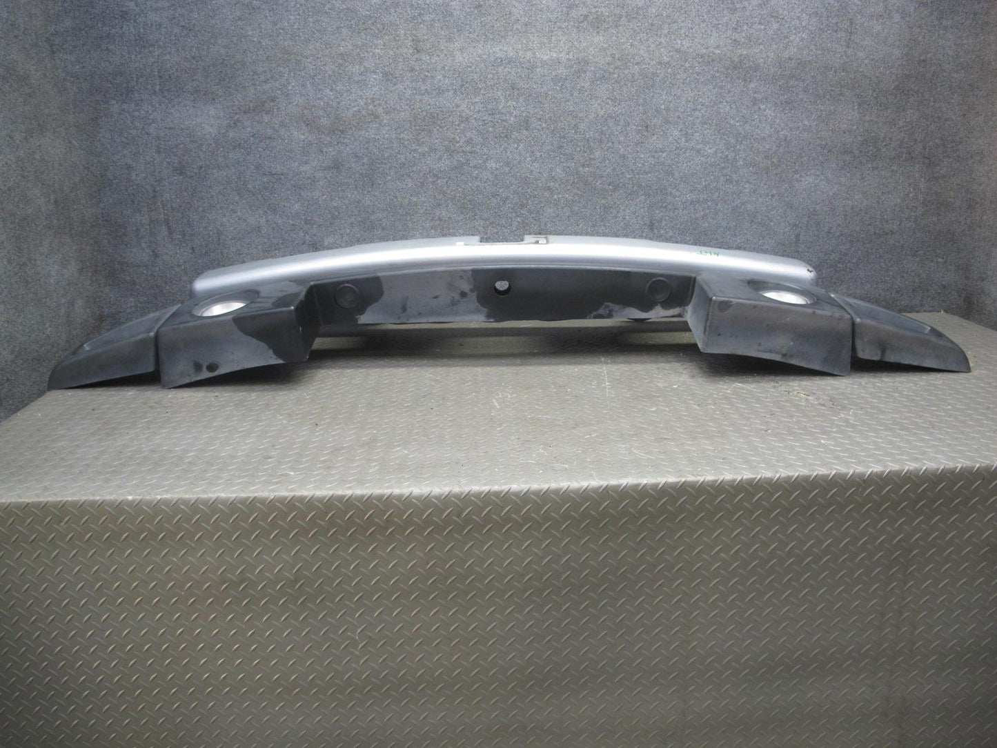 2003-2009 Hummer H2 Front Bumper Cover w Lights