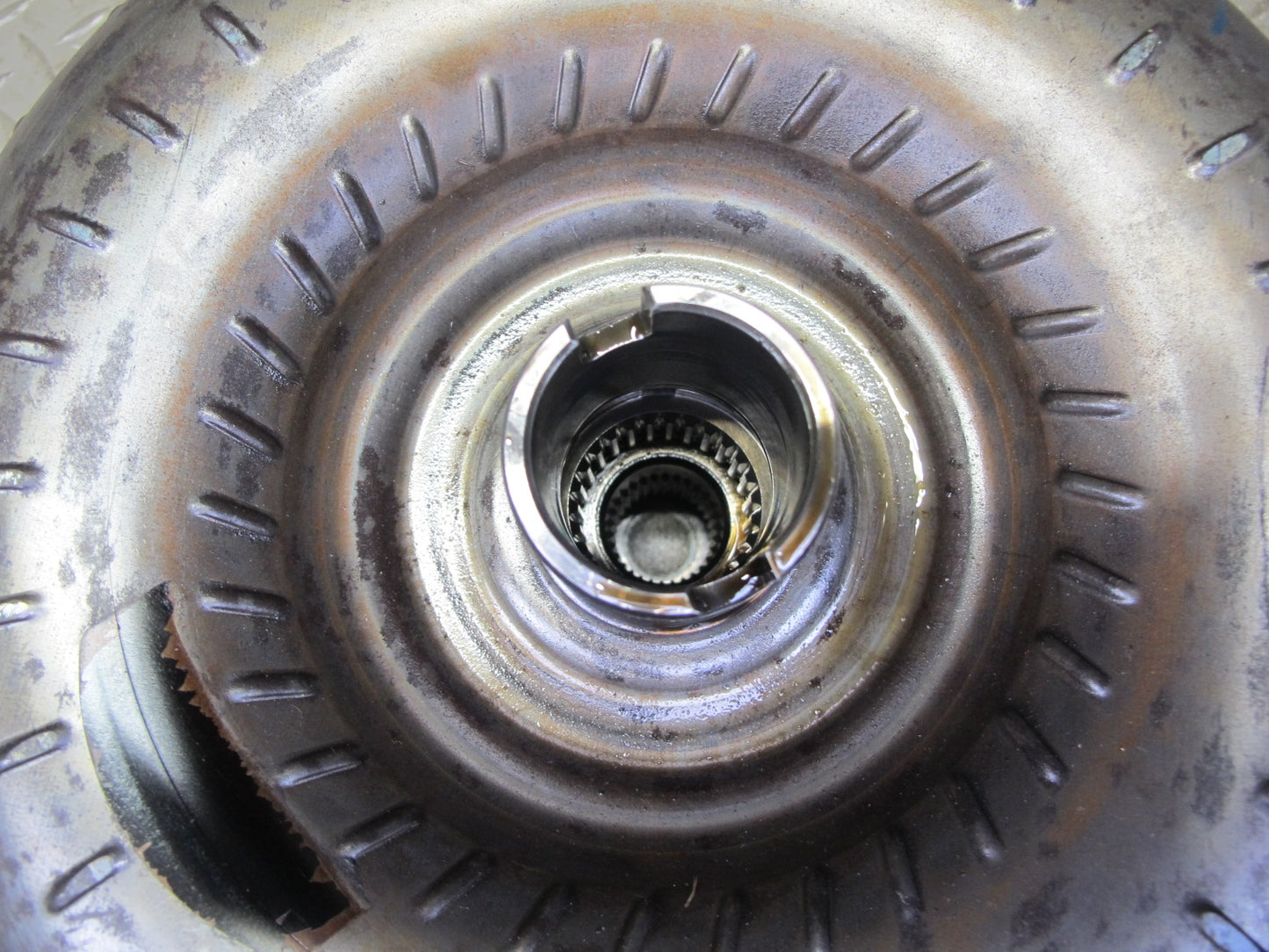 2004 Hummer H2 6.0L Automatic Transmission Torque Converter