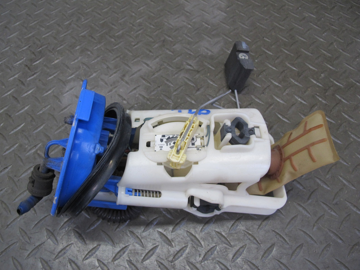 2001-2006 BMW E46 M3 S54 Fuel Pump Level Sensor Sending Unit Assembly