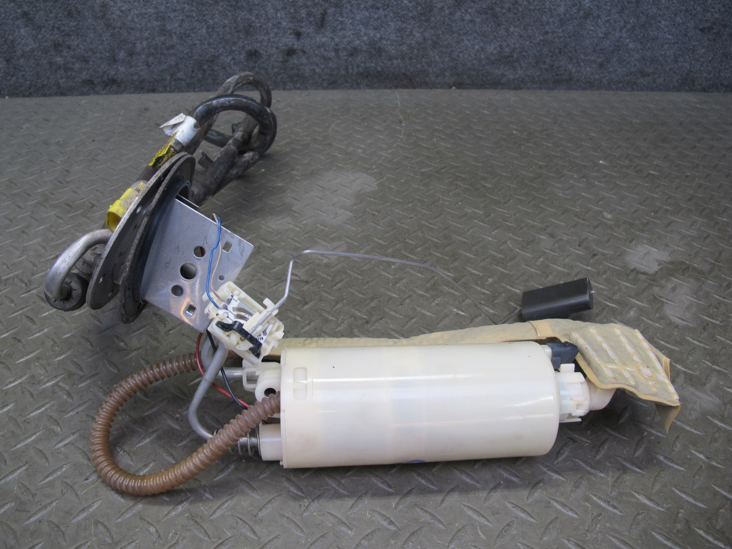 97-99 Chevrolet Corvette C5 Fuel Pump Level Sensor Sending Unit OEM