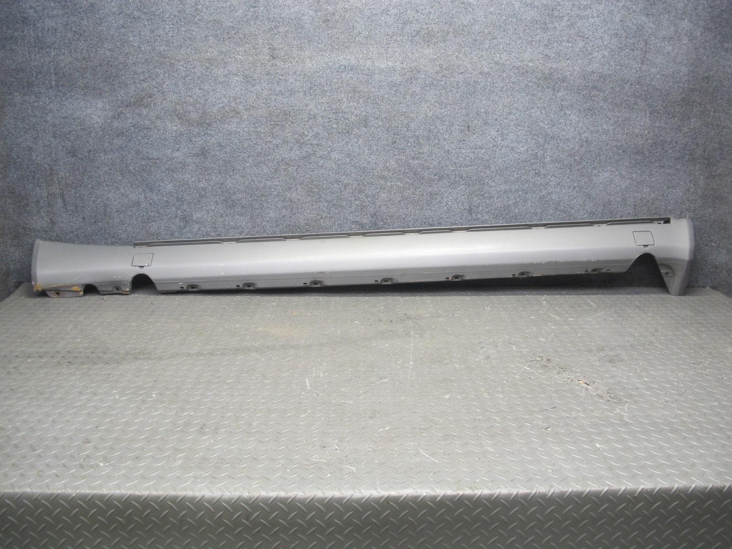 90-95 Mercedes W124 300D Left & Right Side Skirt Rocker Panel Silver Set OEM