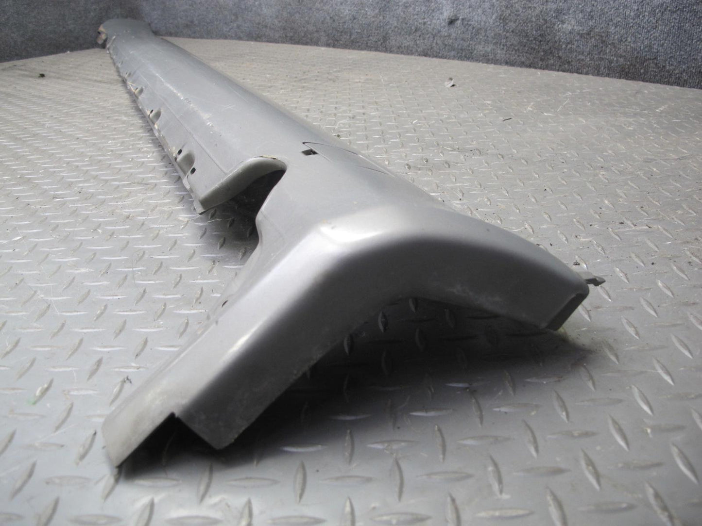 90-95 Mercedes W124 300D Left & Right Side Skirt Rocker Panel Silver Set OEM