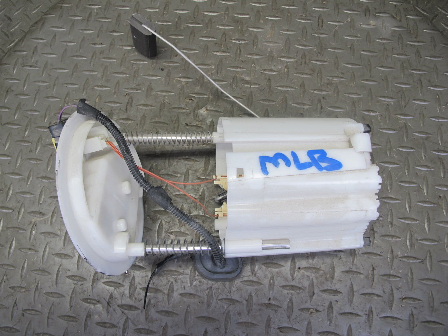 2017-2020 Maserati Levante M161 3.0L Gas Fuel Pump Sending Unit