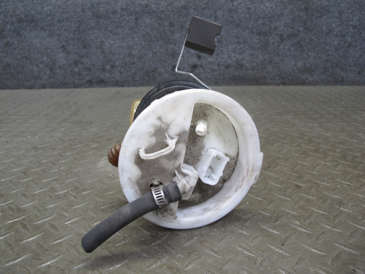 01-06 BMW E46 330i 330Ci 3.0L M54 Fuel Pump Level Sensor Sending Unit Set OEM