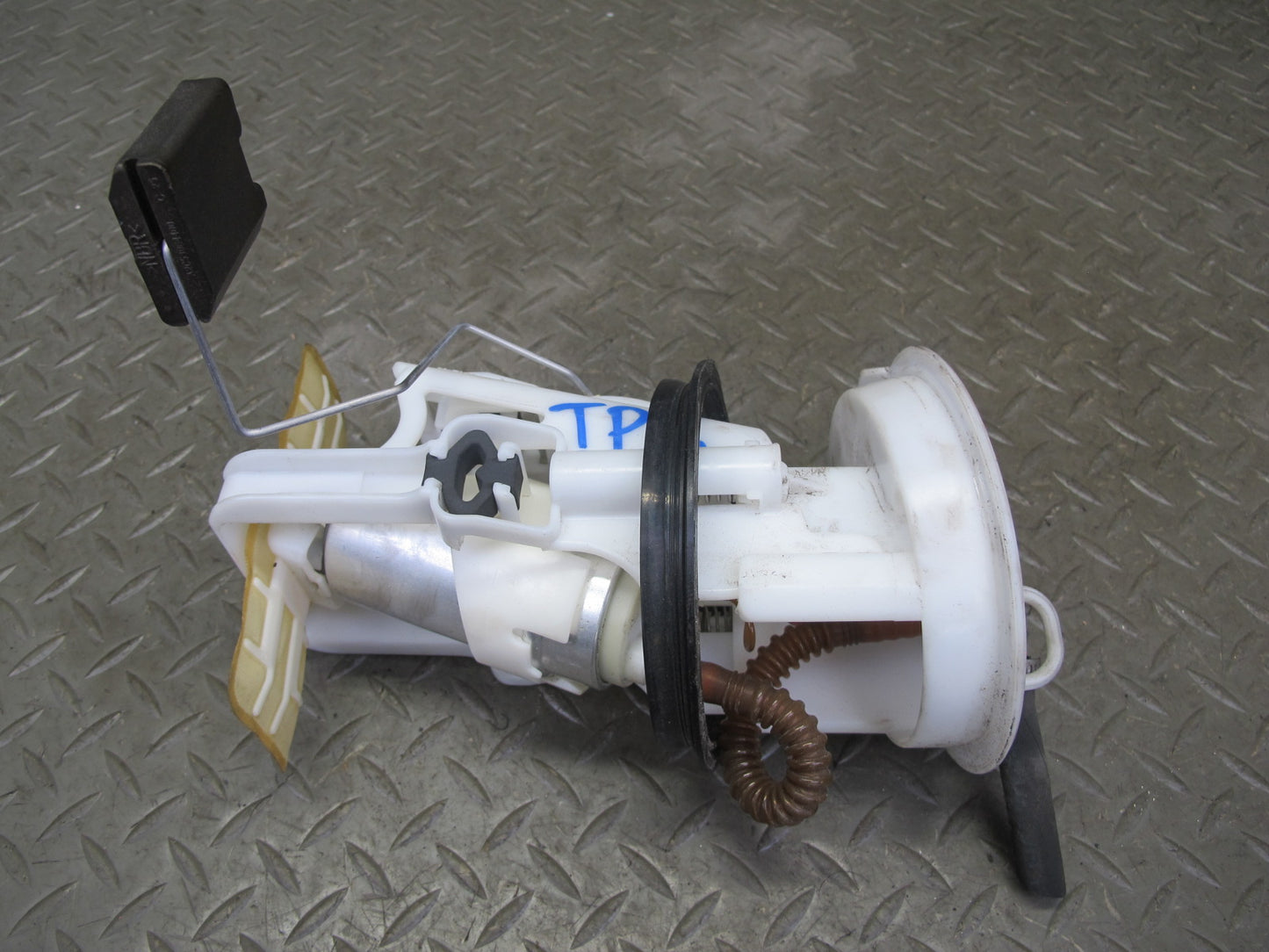 01-06 BMW E46 330i 330Ci 3.0L M54 Fuel Pump Level Sensor Sending Unit Set OEM