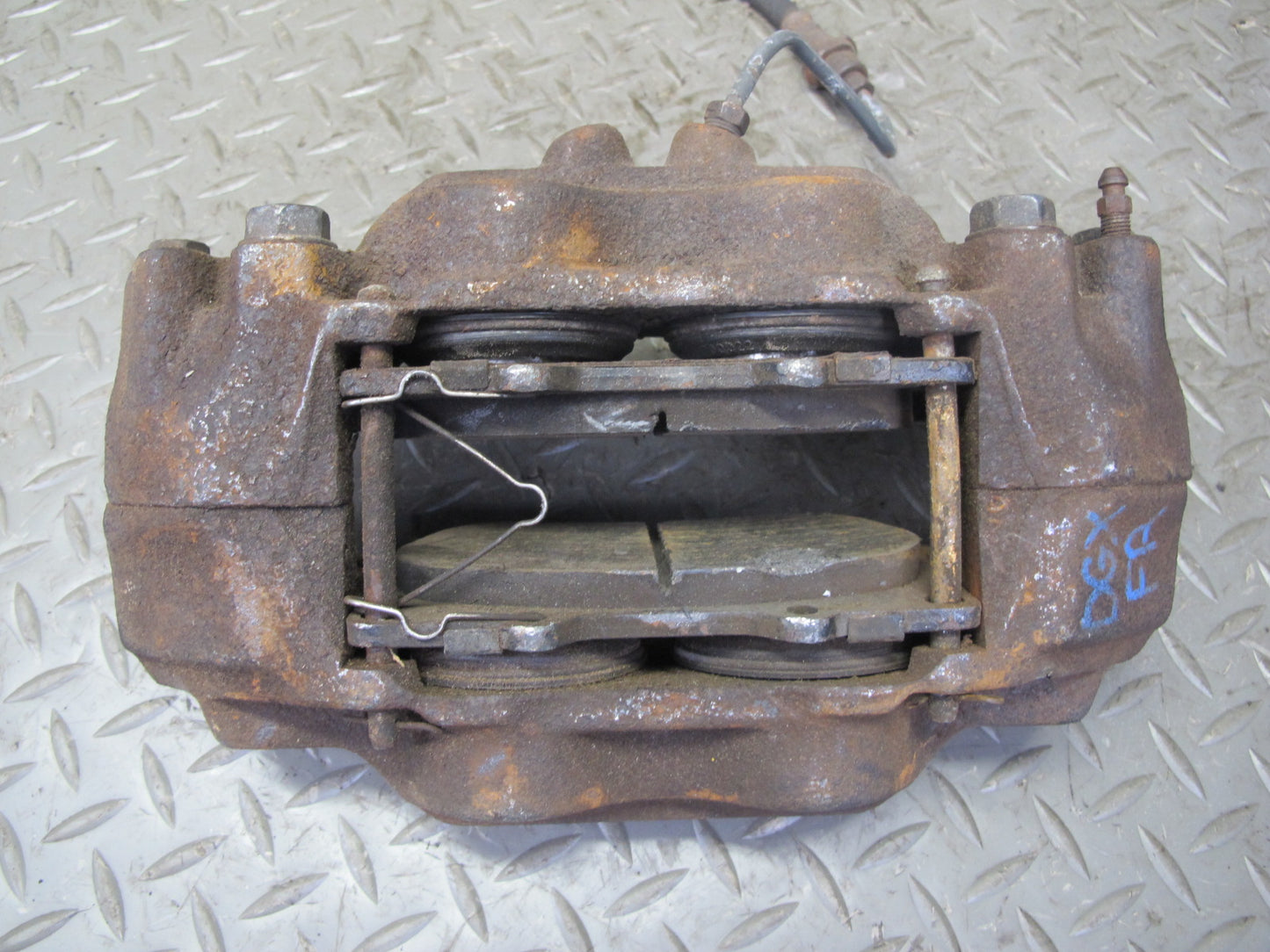 2003-2009 Lexus UZJ120L GX470 Front Left & Right Side Brake Caliper Set of 2