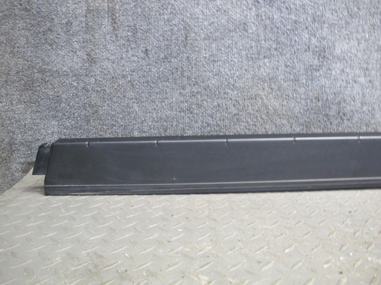 03-09 Hummer H2 Left & Right Roof Rack Rail Trim Cover Molding Set of 2