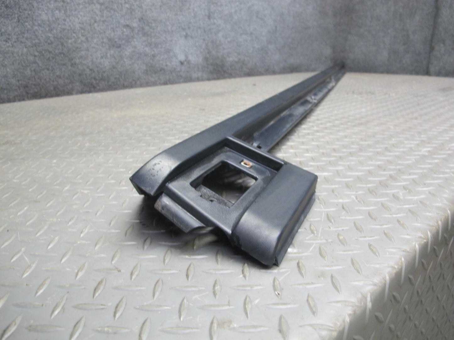 03-09 Hummer H2 Left & Right Roof Rack Rail Trim Cover Molding Set of 2