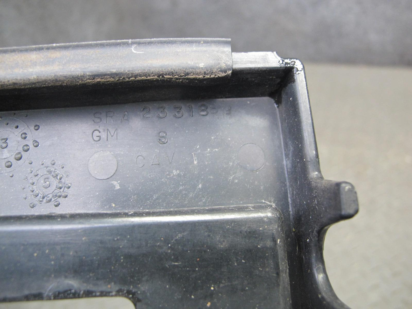 03-09 Hummer H2 Left & Right Roof Rack Rail Trim Cover Molding Set of 2