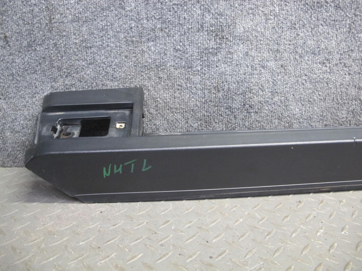 03-09 Hummer H2 Left & Right Roof Rack Rail Trim Cover Molding Set of 2