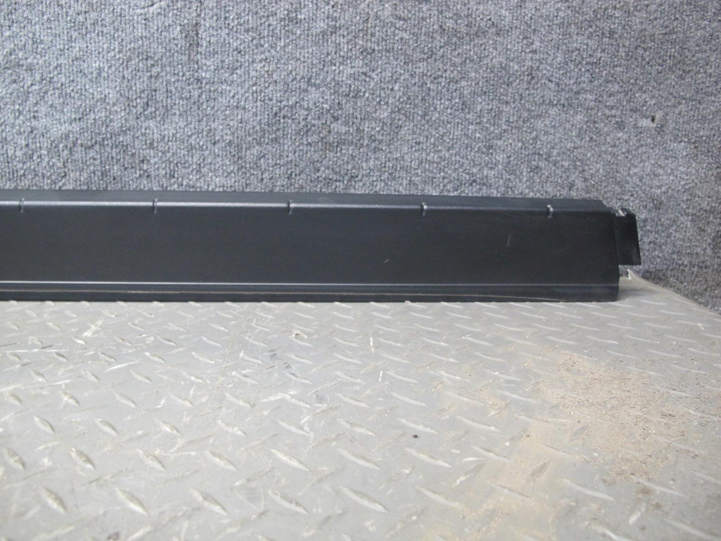 03-09 Hummer H2 Left & Right Roof Rack Rail Trim Cover Molding Set of 2