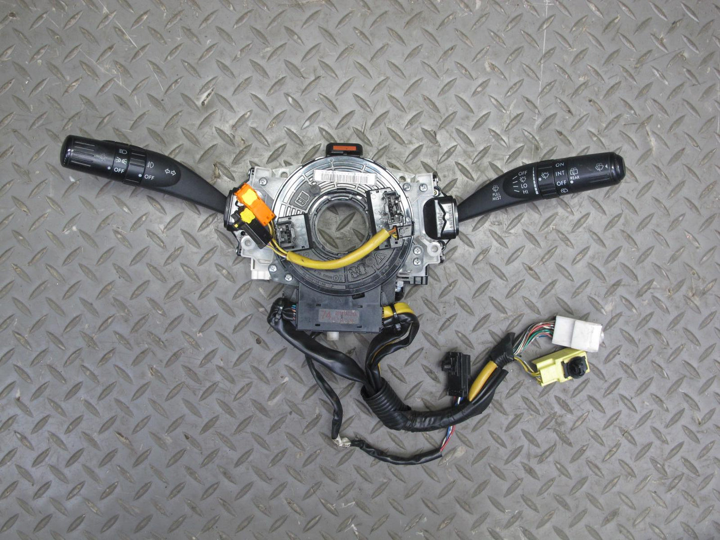 05-07 Subaru Legacy 2.5L Wagon Steering Column Turn Signal Wiper Switch OEM