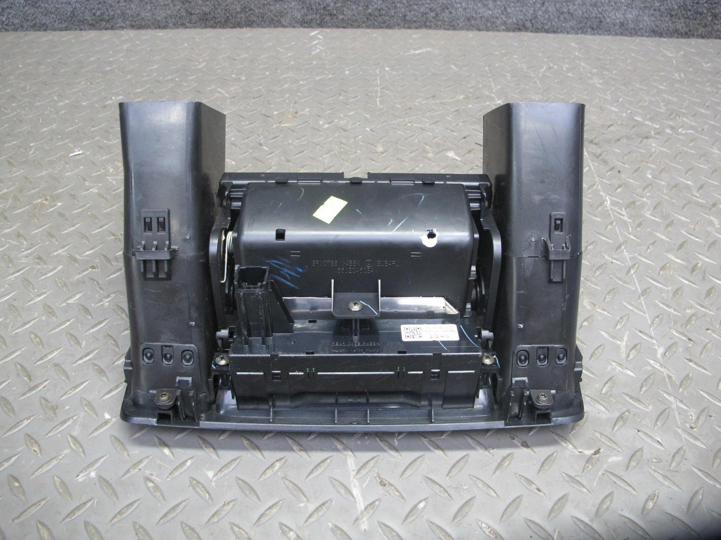 2005 Subaru Legacy GT Dash Center Air Vent w Storage & Clock Assembly Black OEM