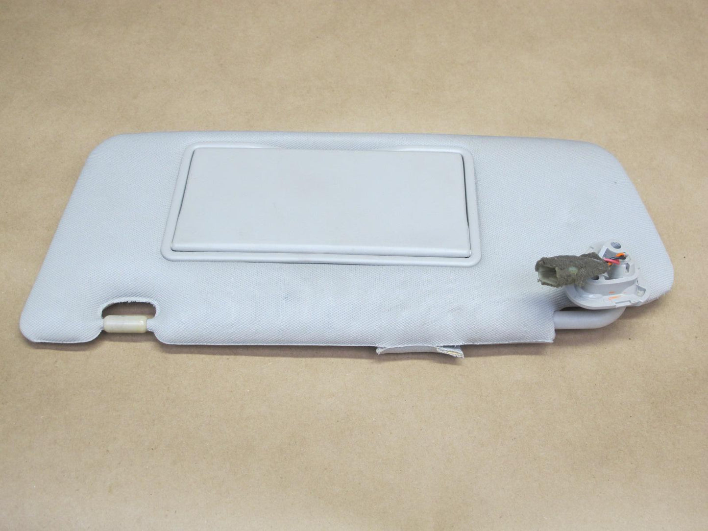2005 Subaru Outback Legacy Front Left Sun Visor Gray w Homelink OEM