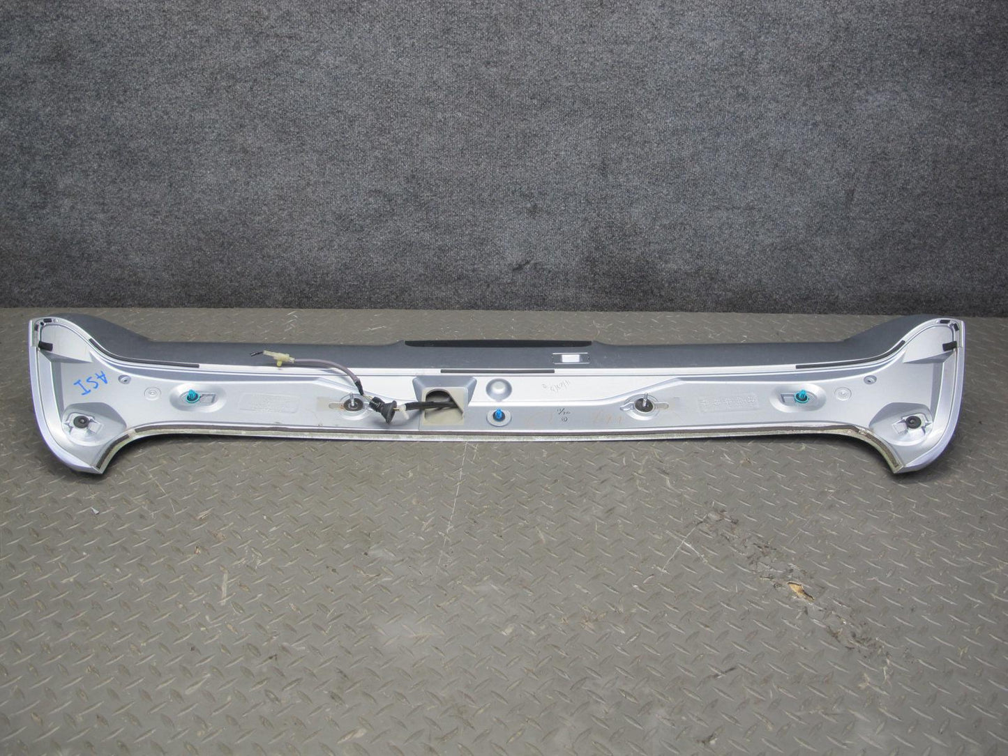 09-14 Subaru Impreza WRX Rear Hatch Trunk Liftgate Spoiler Wing ICE Silver OEM