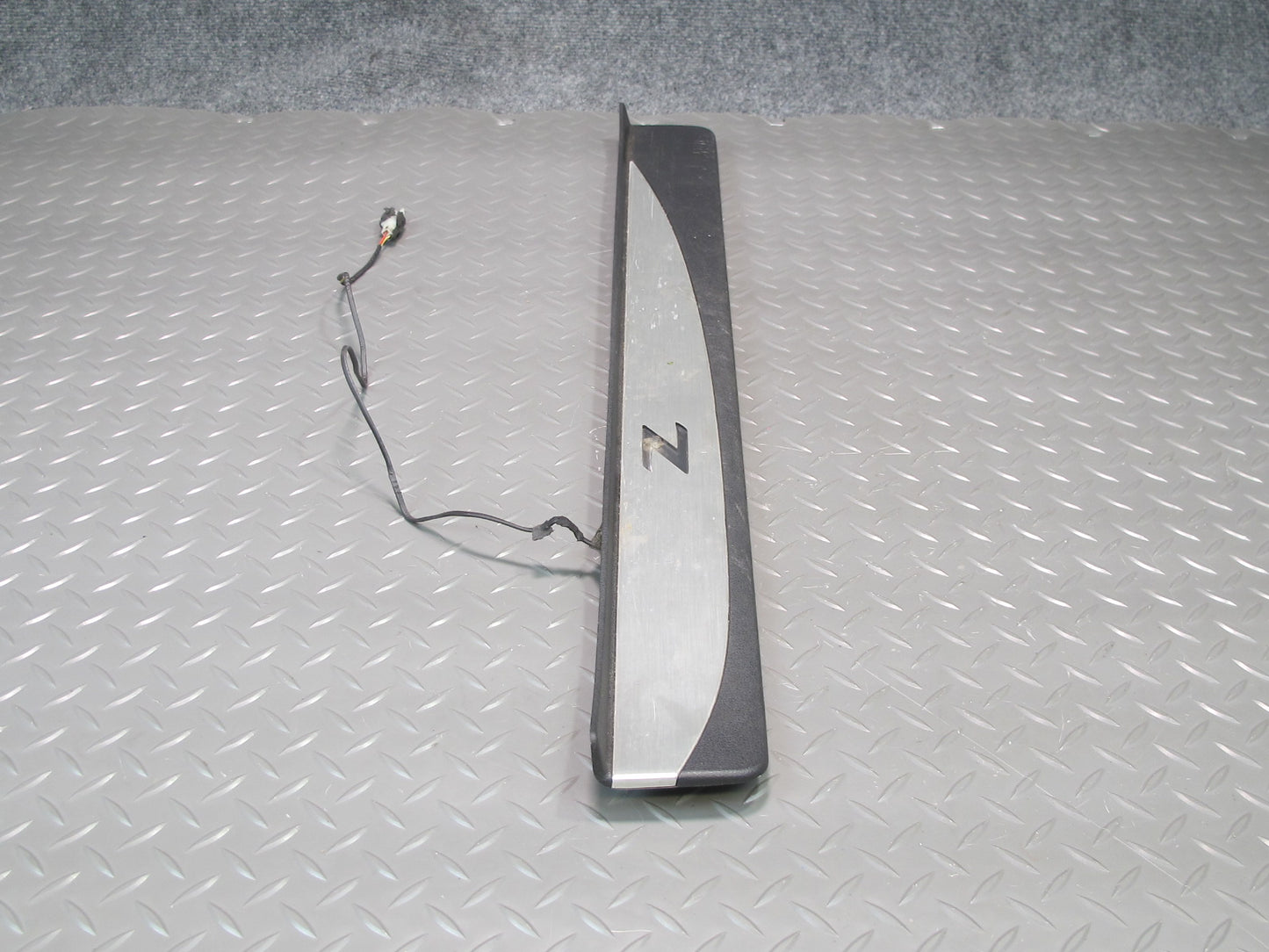 09-20 Nissan Z34 370Z Illuminated Left Right Door Scuff Sill Plate Trim Set OEM