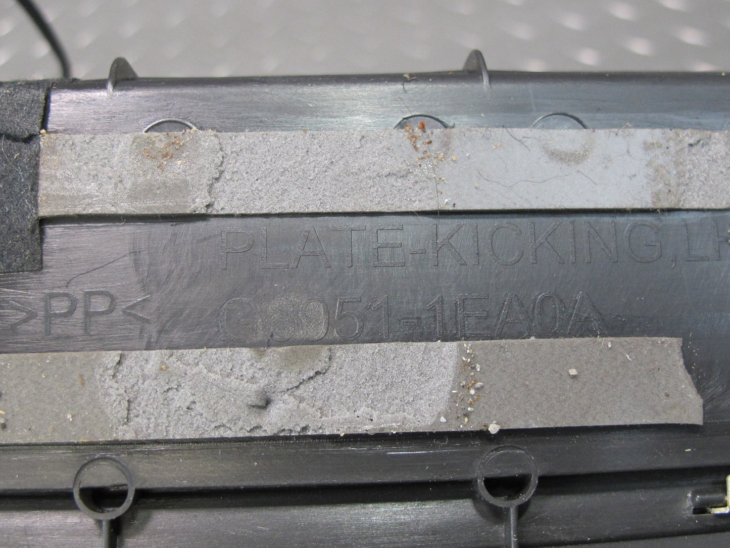 09-20 Nissan Z34 370Z Illuminated Left Right Door Scuff Sill Plate Trim Set OEM