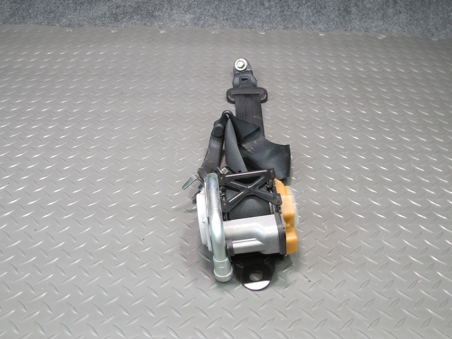 09-20 NISSAN 370Z Z34 FRONT LEFT & RIGHT SIDE SEATBELT RETRACTOR SET OEM