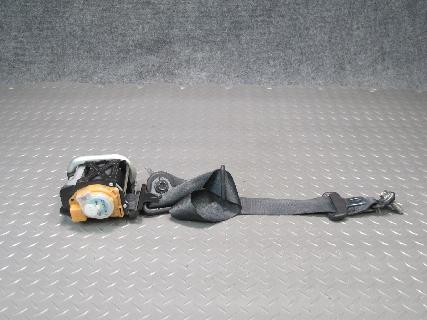 09-20 NISSAN 370Z Z34 FRONT LEFT & RIGHT SIDE SEATBELT RETRACTOR SET OEM