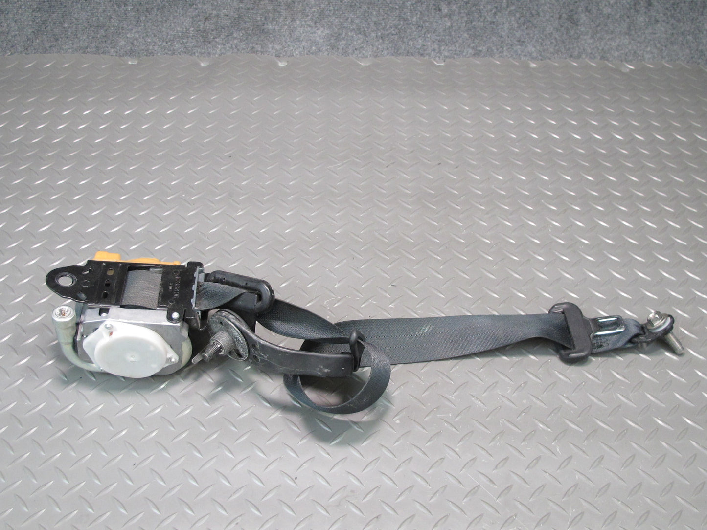 09-20 NISSAN 370Z Z34 FRONT LEFT & RIGHT SIDE SEATBELT RETRACTOR SET OEM