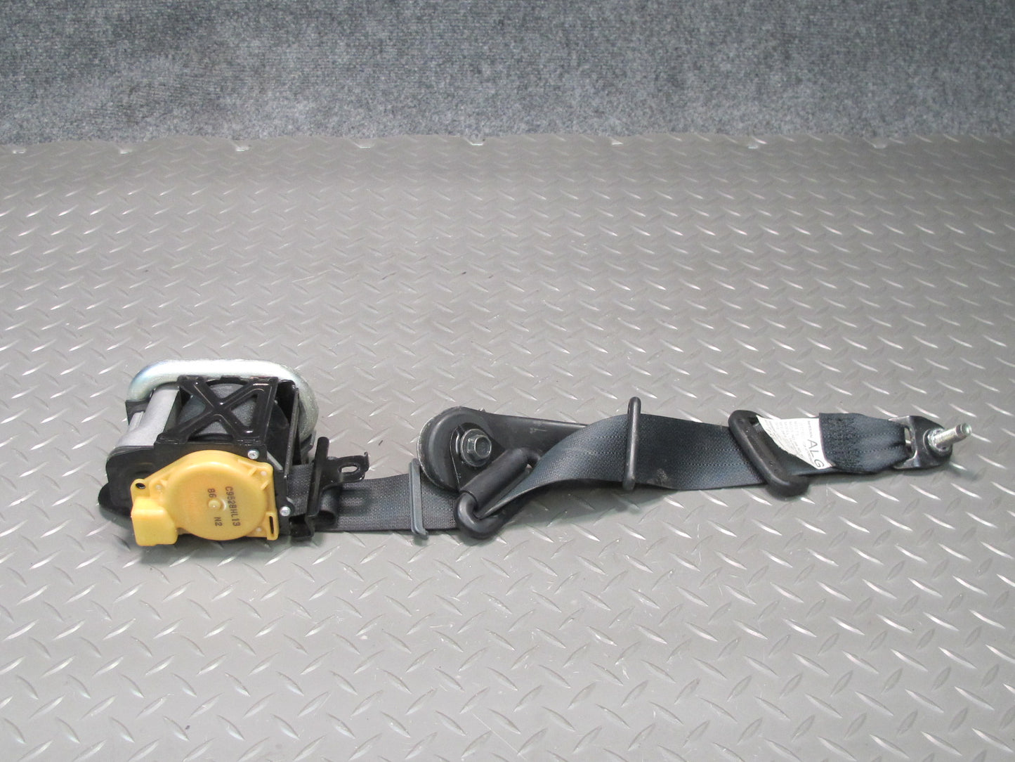 09-20 NISSAN 370Z Z34 FRONT LEFT & RIGHT SIDE SEATBELT RETRACTOR SET OEM