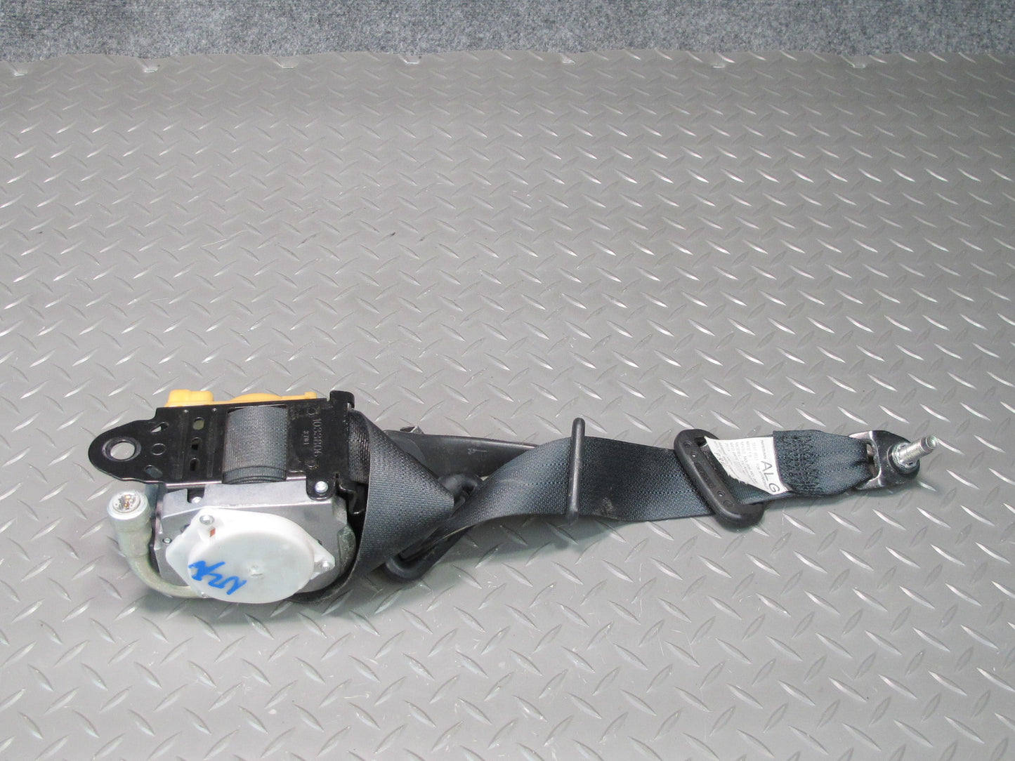 09-20 NISSAN 370Z Z34 FRONT LEFT & RIGHT SIDE SEATBELT RETRACTOR SET OEM