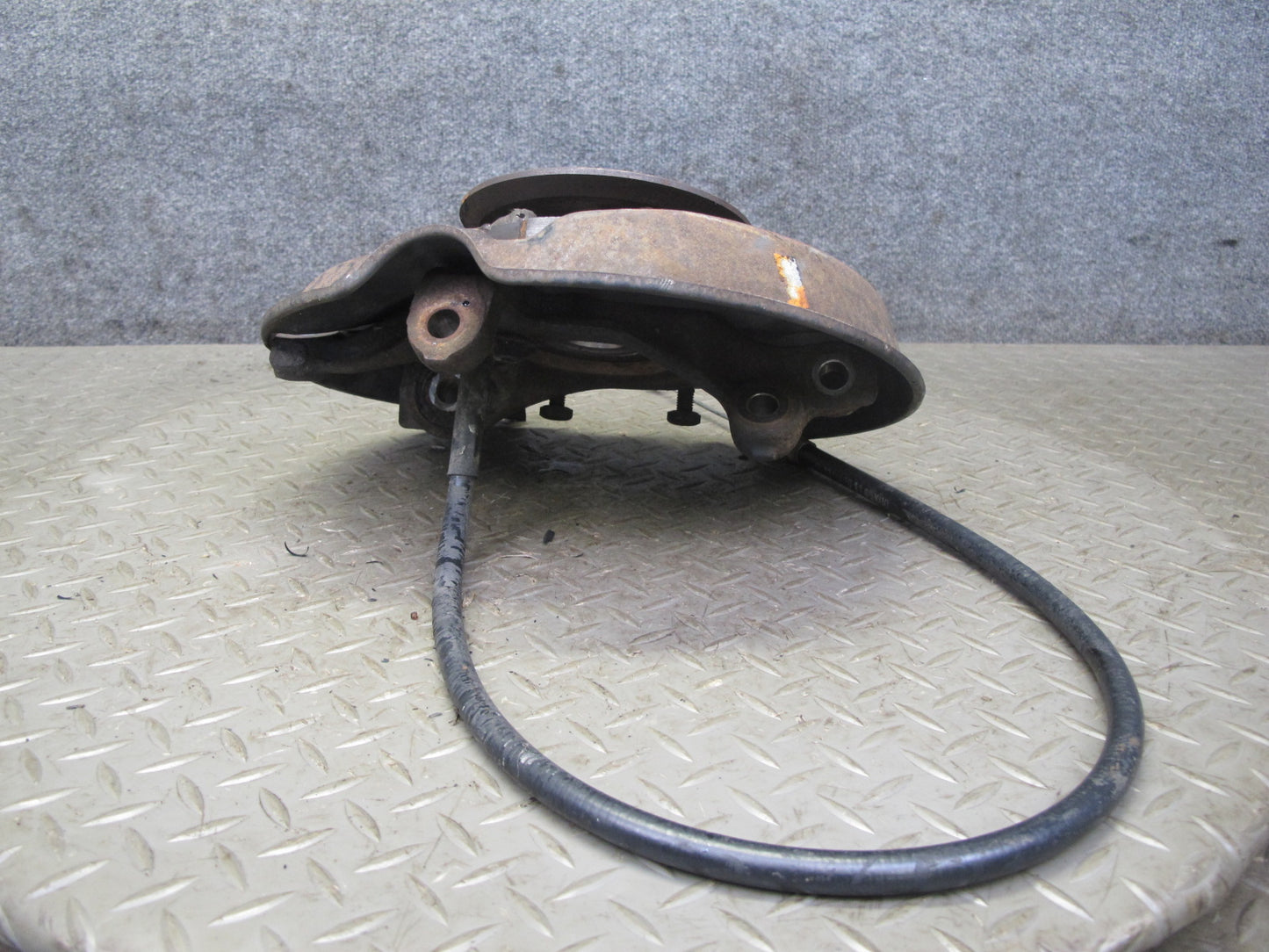 90-95 Mercedes W124 300D RWD Rear Right Spindle Knuckle Wheel Hub Bearing OEM